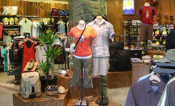 outdoor lifestyle retail store design